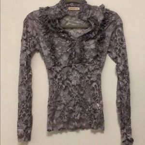 Long sleeve laced Arden b top